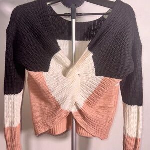 Chic V-Neck Colorblock Sweater in Black, Cream, and Pink